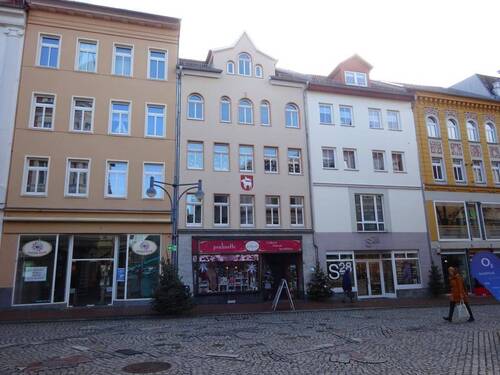 Ansicht Haus - Gemütliche 3-Zi-DG Whg in ruhiger Innenstadtlage