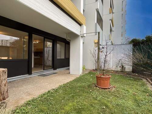 Terrasse mit Gartenanteil A2 - 