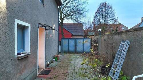 Zufahrt - Einfamilienhaus mit 182,00 m&sup2; in Wundersleben zum Kaufen