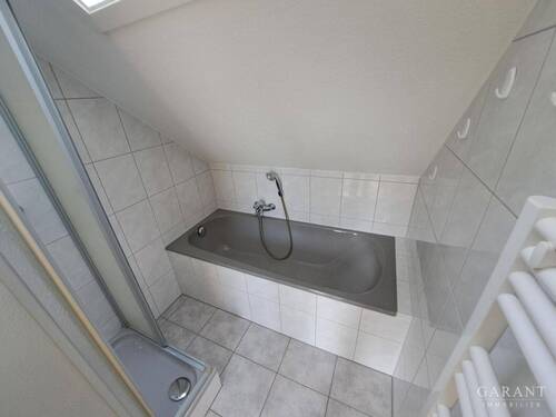DG Wanne + Dusche - 