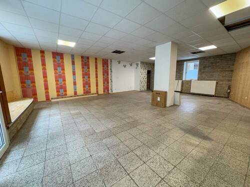 Verkaufsraum - 1 Zimmer Büro in Lößnitz