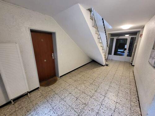 Hauseingang - Etagenwohnung mit 51,00 m² in Bad Schwartau zum Kaufen