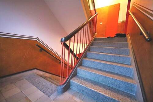 Treppenhaus - Etagenwohnung mit 47,30 m&sup2; in Leipzig zum Kaufen