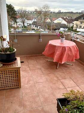 Balkon.jpg - Etagenwohnung mit 61,00 m&sup2; in Stuttgart zum Kaufen
