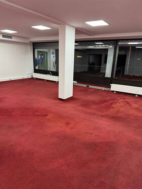 IMG_3053 - Gewerbeobjekt (Büro, Produktion, Verkauf) in Freiburg im Breisgau zum Kaufen