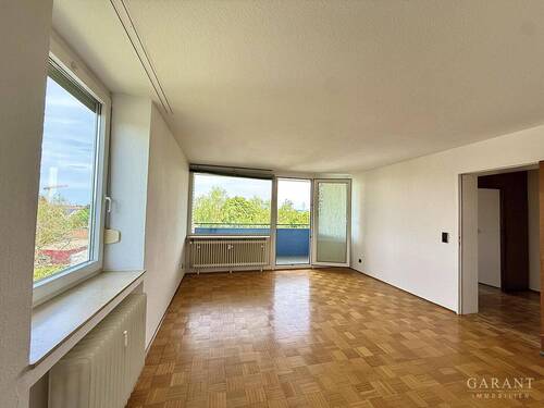 Wohnzimmer - Etagenwohnung mit 57,00 m&sup2; in Neu-Ulm zum Kaufen