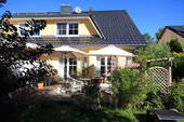 Hausansicht - 4 Zimmer Doppelhaushälfte zum Kaufen in Schwielowsee / Caputh