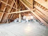 Unausgebautes Dachgeschoss - 