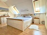 Schlafzimmer (OG) - 