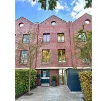 Traumhaftes Stadthaus (200m²) mit Garten in der Rummelsburger Bucht (in Berlins bester Lage)