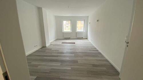 Wohnzimmer - 2 Zimmer Etagenwohnung in Schweinfurt