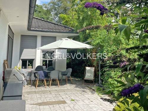 Bild 2 - 5 Zimmer Einfamilienhaus zum Kaufen in Hamburg