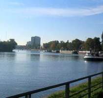 - Spandau-Nähe Altstadt Stadtwohnung mit Balkon - - Berlin