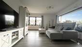 lichtdurchfluteter Wohnbereich - 