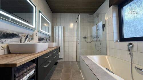 Tageslichtbad Erdgeschoss - 