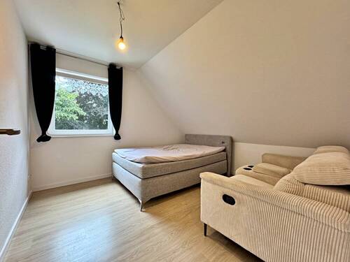 WHG 2: Schlafen I Dachgeschoss - 