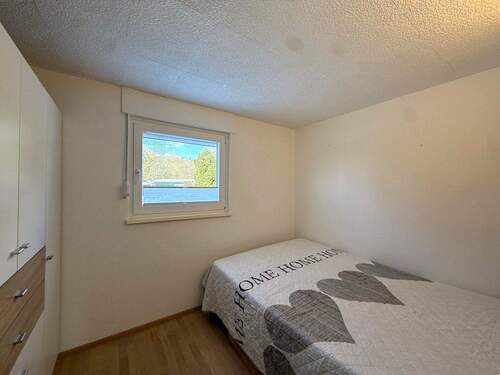 24352 LooseImmo Schlafzimmer 2 - Mehrfamilienhaus, Wohnhaus mit 71,00 m&sup2; in Scharbeutz / Klingberg zum Kaufen