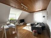 Wohnzimmer - 2 Zimmer Etagenwohnung zur Miete in Gelsenkirchen