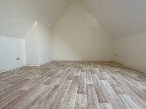 IMG_6211.jpg - 2 Zimmer Etagenwohnung zur Miete in Burg