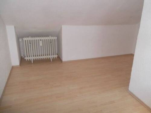 Schlafen - 1 Zimmer Etagenwohnung zur Miete in Saarbrücken
