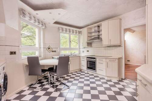 Küche - 7 Zimmer Terrassenwohnung in Berlin