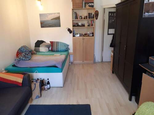 groß2 - Charmante 3-Raum-Altbauwohnung in der Talstraße, Jena