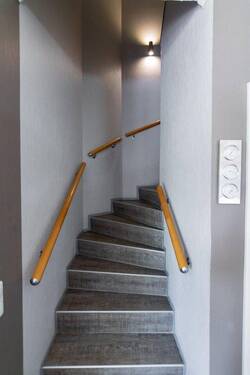 Treppe zum Obergeschoss - 