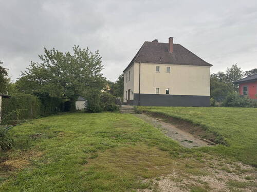 Bild 1 - Einfamilienhaus mit 1000m2 Grundstück
