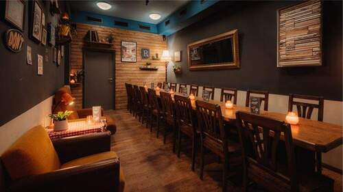 Back room 4 - 