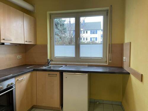 Küche mit Einbauküche - 