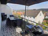 Balkon mit Aussicht - 2 Zimmer Etagenwohnung zur Miete in Goldbach
