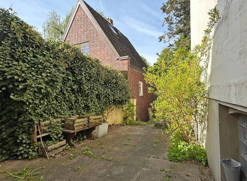 Hinterhof - 
