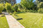 Garten (KI-bearbeitet) - 