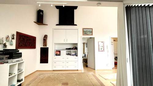 Blick zum Dachboden - 2 Zimmer Etagenwohnung zum Kaufen in Berlin