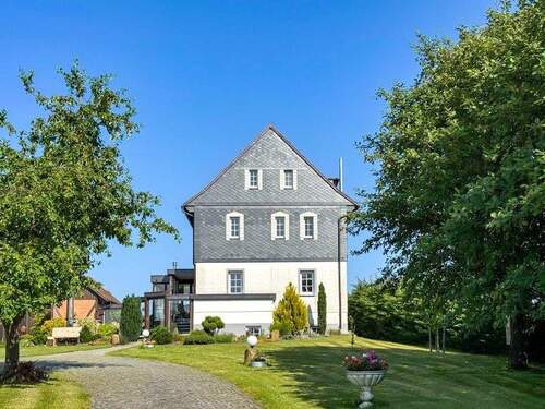 Zugang zum Fachwerkhaus (1) - 1 Zimmer Mehrfamilienhaus, Wohnhaus in Sohland