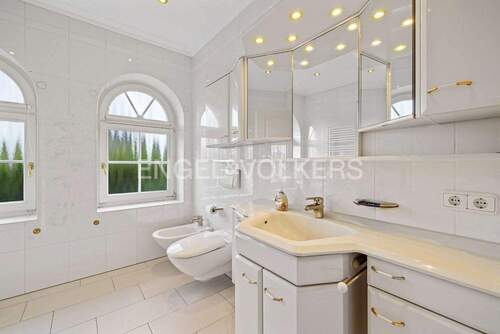 Duschbad im Erdgeschoss - 