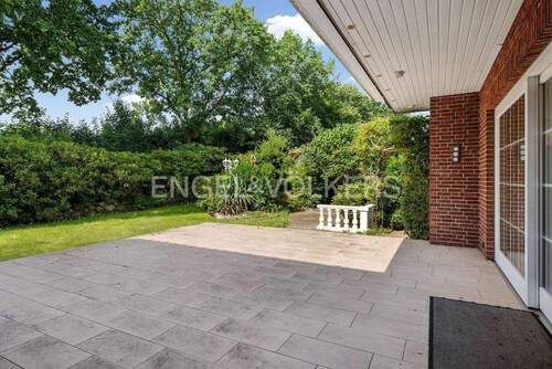 Terrasse mit Garten - 