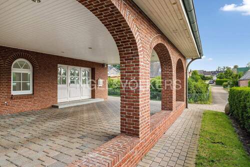Hauseingang - Einfamilienhaus mit 188,00 m² in Henstedt-Ulzburg zum Kaufen