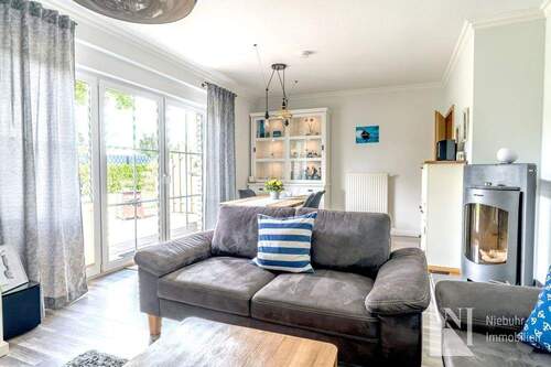 Wohnzimmer mit Kamin - 