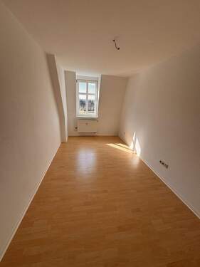 Zimmer 2 - 