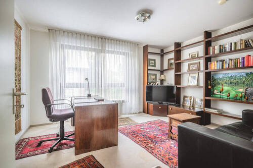 Kinderzimmer Büro (1) - 