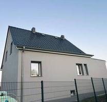 Modernes Einfamilienhaus zur Miete mit Kamin, Stallungen & Wohlfühlcharakter in idyllischer Lage! - Seegebiet Mansfelder Land Hornburg