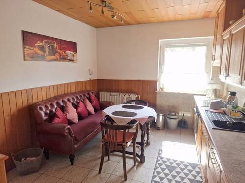 Küche - 6 Zimmer Einfamilienhaus in Großefehn