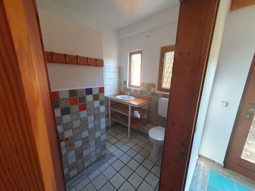 Badezimmer (EG) - 
