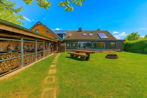 Großzügiges Grundstück - Einfamilienhaus mit 214,30 m² in Viersen zum Kaufen