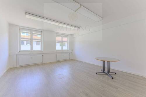Büro 1. OG - 