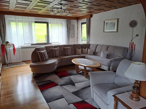 Bild 4 - Mehrfamilienhaus, Wohnhaus mit 225,00 m² in Miltach zum Kaufen