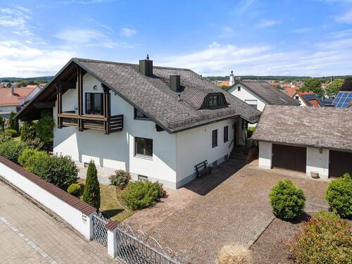 Außenansicht Südost - 7 Zimmer Einfamilienhaus in Wettstetten