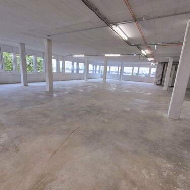Bild 3 - Halle in Düsseldorf