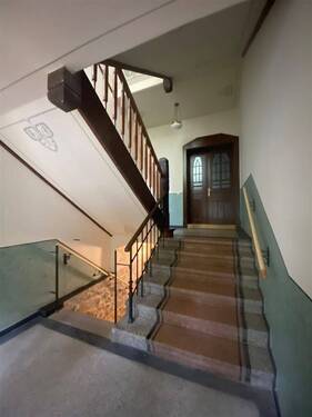 gepflegtes Treppenhaus - 